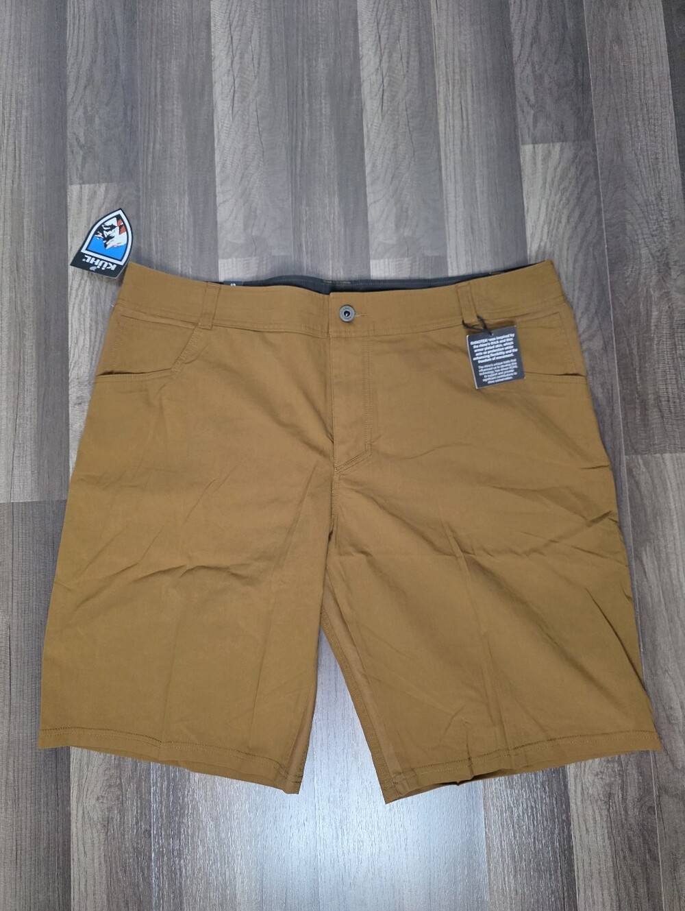 NWT Kuhl Free Radikl Rugged Lightweight Quick Dry Durable Khaki Shorts. 42